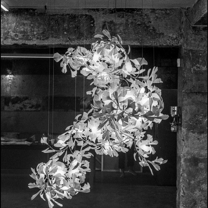 Lustre Suspendu Fleur Moderne, Métal/Céramique, Doré.