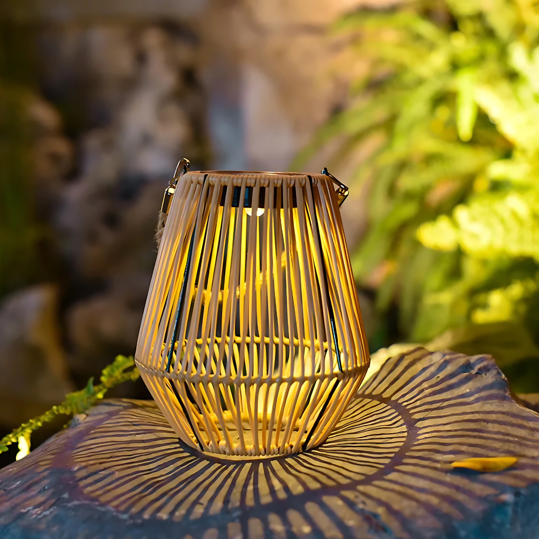 NÉLIA - Lanterne Style Rotin, Solaire