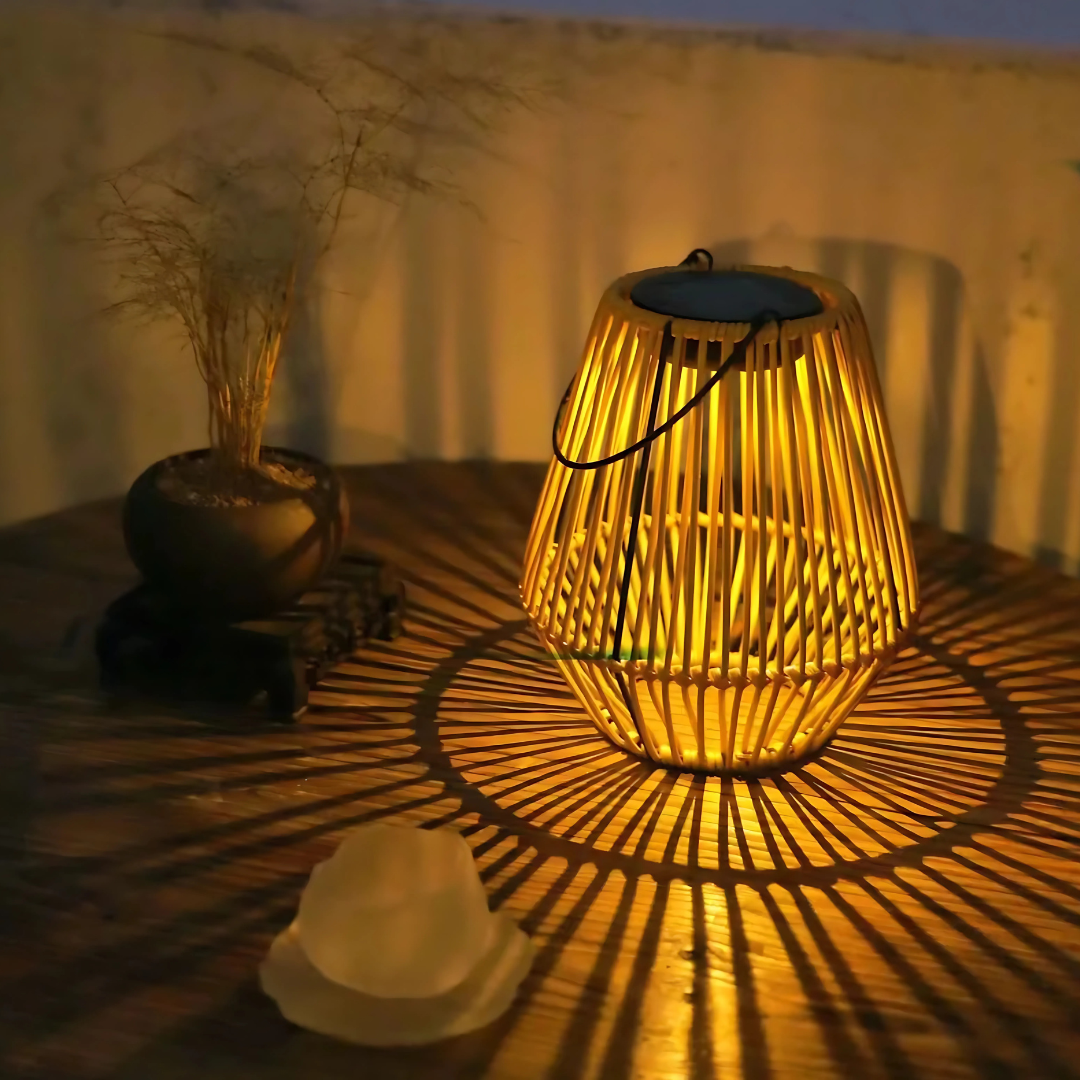 NÉLIA - Lanterne Style Rotin, Solaire