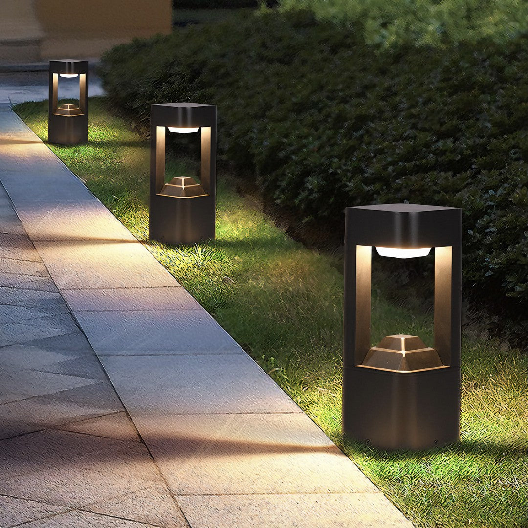 DÉVA - Borne Extérieure Solaire LED Carrée Moderne, Noir